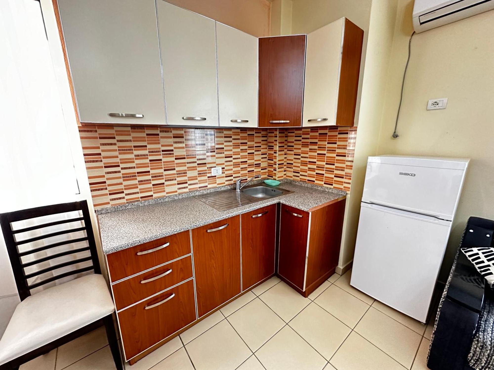 Romance Holiday Garden Inn Дуррес Экстерьер фото