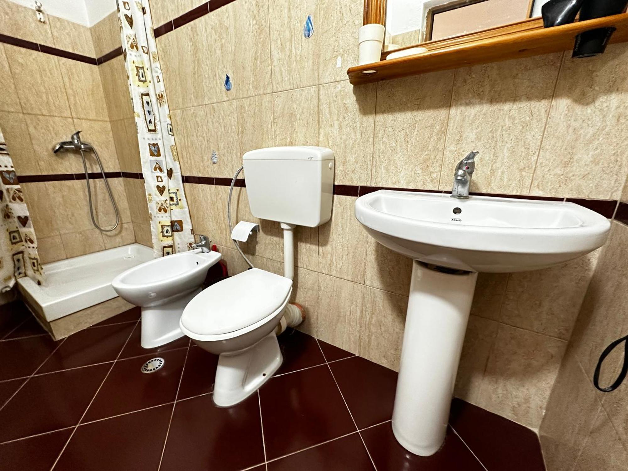 Romance Holiday Garden Inn Дуррес Экстерьер фото